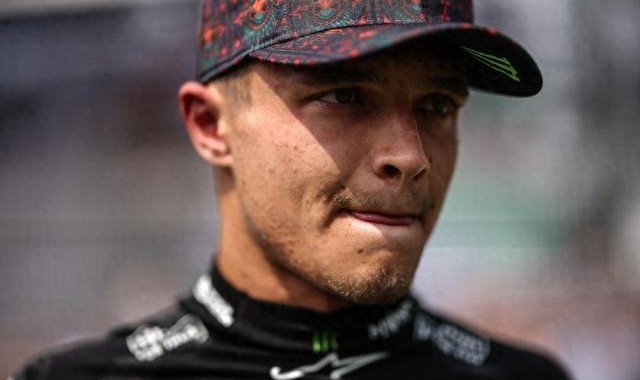 诺里斯：维斯塔潘的驾驶可以更激进，而我却不能冒这么大风险