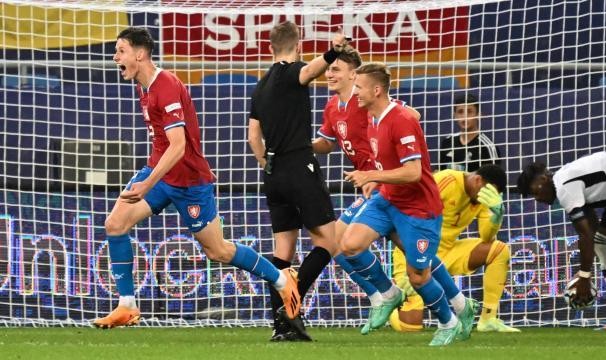 时隔半年，又见德国队末轮赢球也要看别人脸色